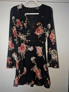 Lulu's Black Floral V-Neck Long Sleeve Mini Dress with Pink & Red Roses. Small